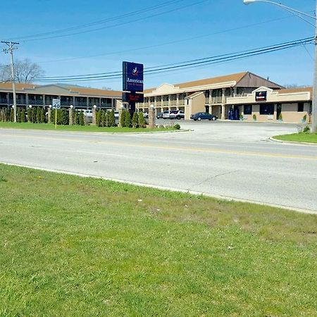 American Inn And Suites Countryside Εξωτερικό φωτογραφία